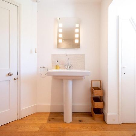 オールドバラ Mansard Houseヴィラ エクステリア 写真