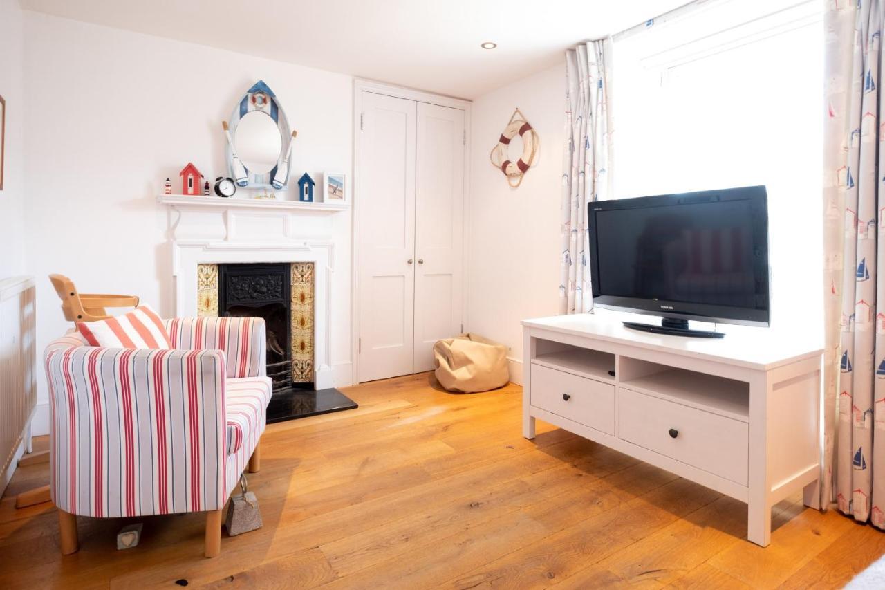 オールドバラ Mansard Houseヴィラ エクステリア 写真