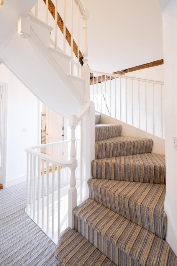 オールドバラ Mansard Houseヴィラ エクステリア 写真